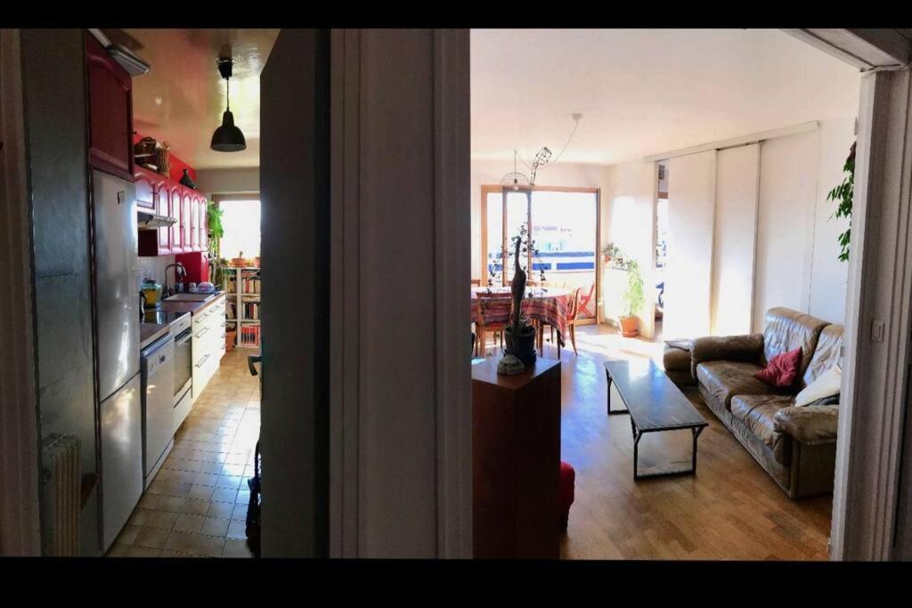 Le Charme De Montmartre A Ciel Ouvert Париж Екстериор снимка