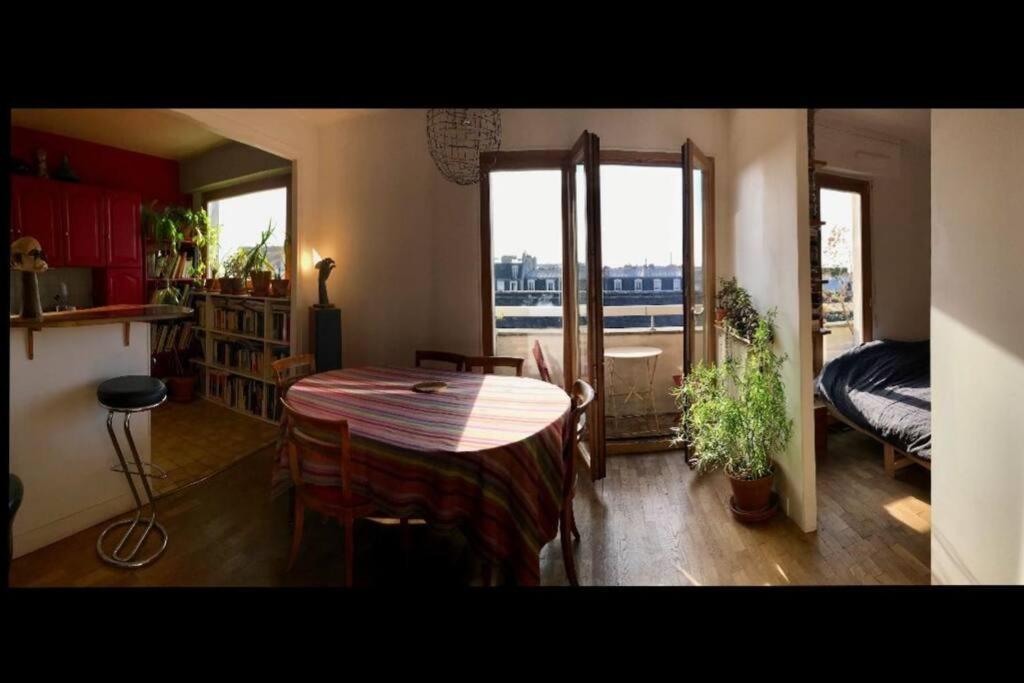 Le Charme De Montmartre A Ciel Ouvert Париж Екстериор снимка