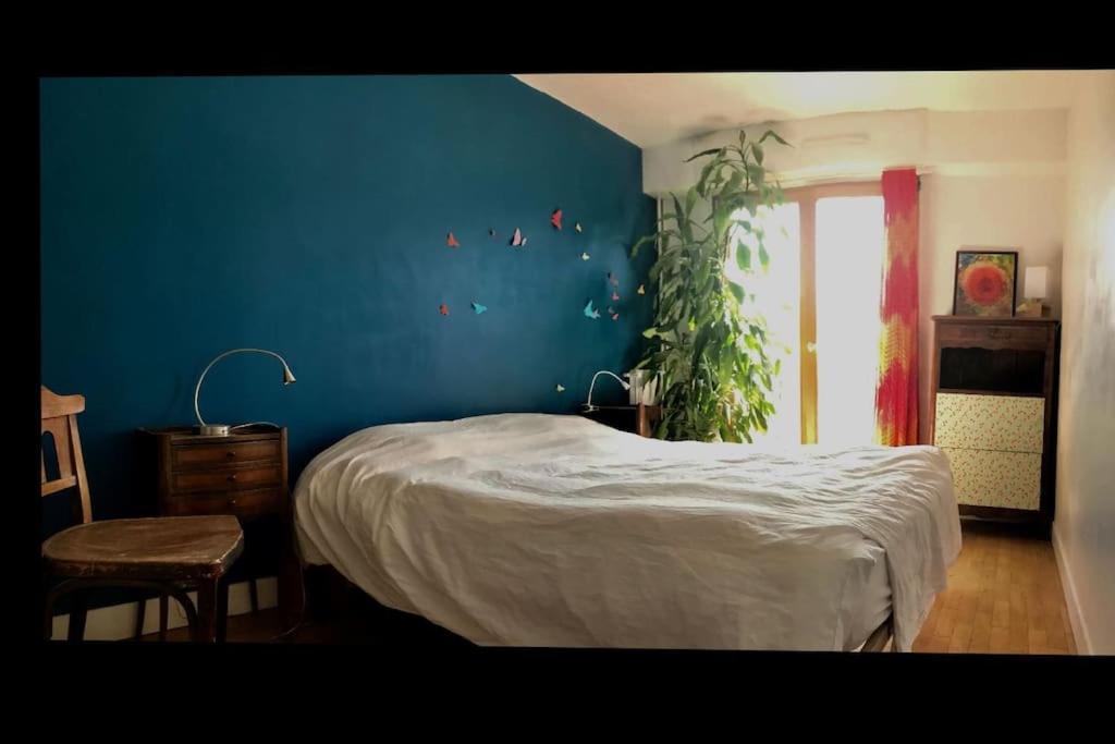 Le Charme De Montmartre A Ciel Ouvert Париж Екстериор снимка