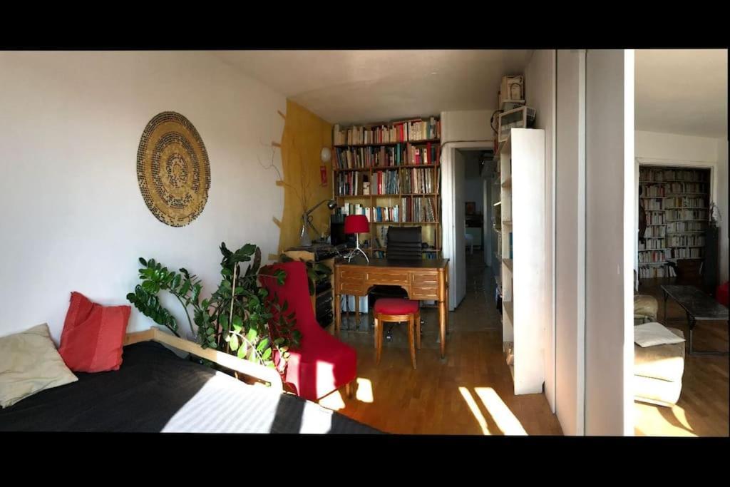 Le Charme De Montmartre A Ciel Ouvert Париж Екстериор снимка
